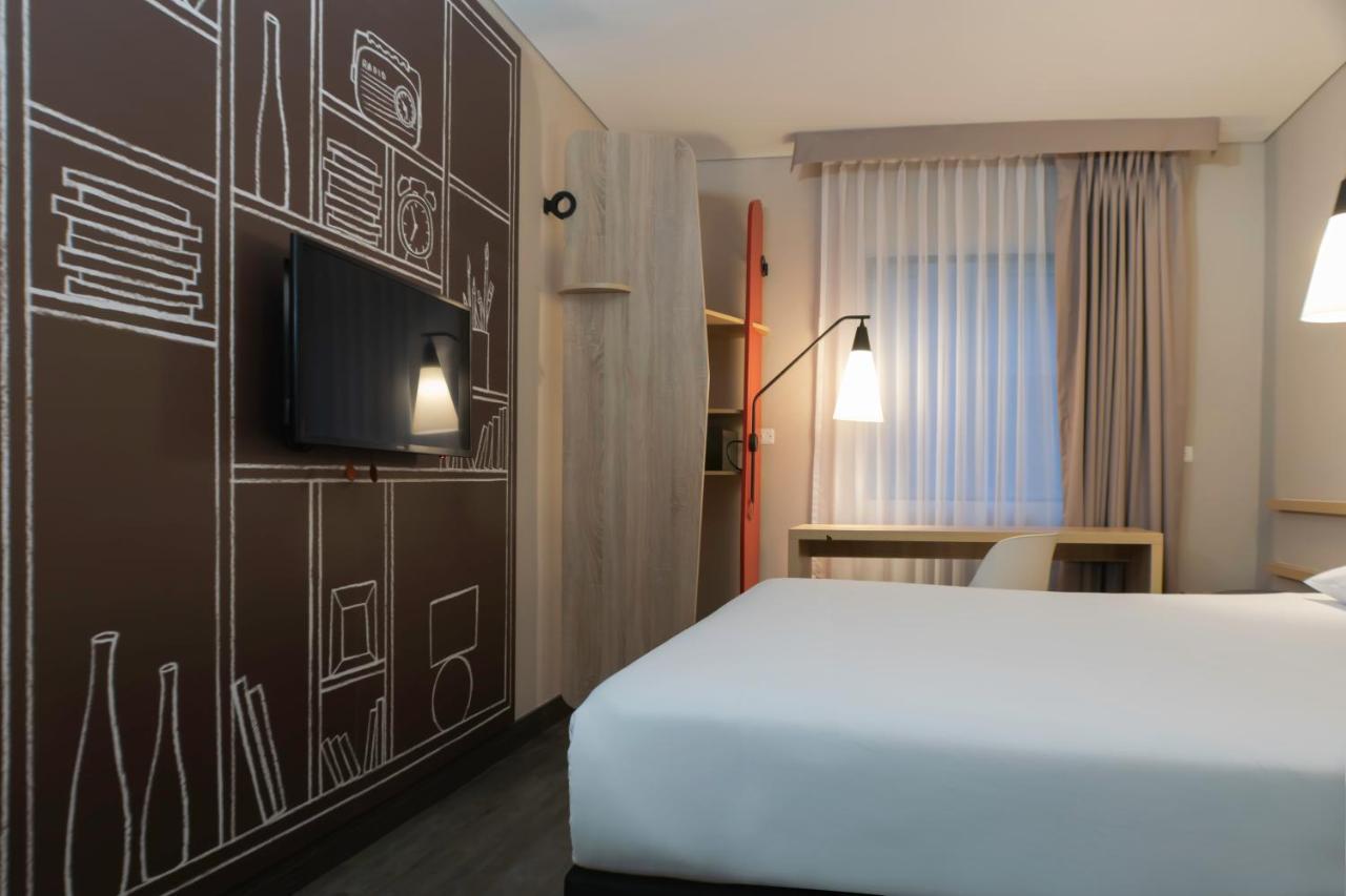 Готель Ibis Чіа Екстер'єр фото
